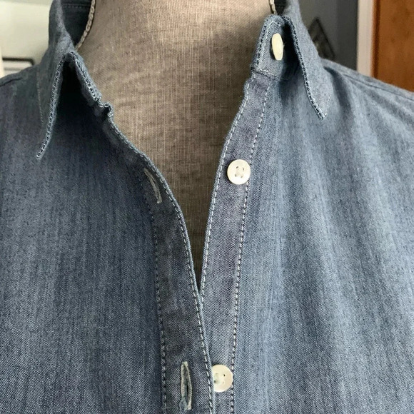 **NEW LANDS’END Half Button Down Chambray Shirt - Picture 3 of 7